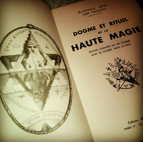 Dogme et Rituel de la Haute Magie